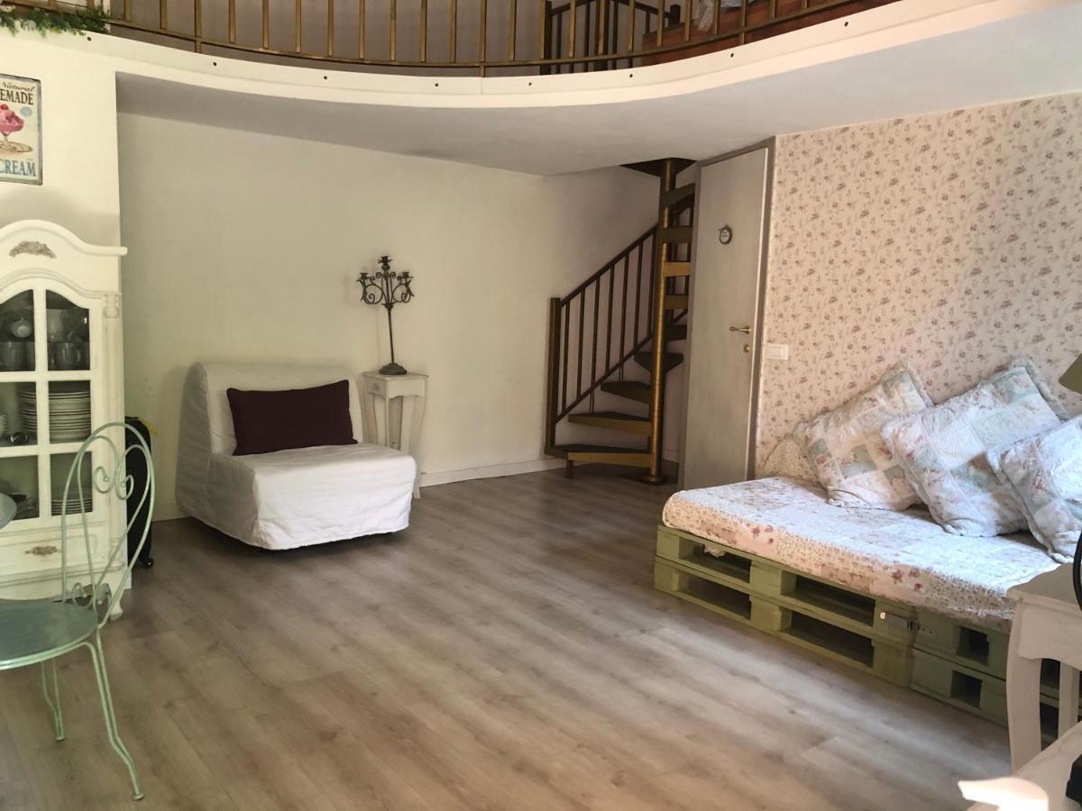 Bed and Breakfast Residenza Fiori Di Grano Милан Экстерьер фото
